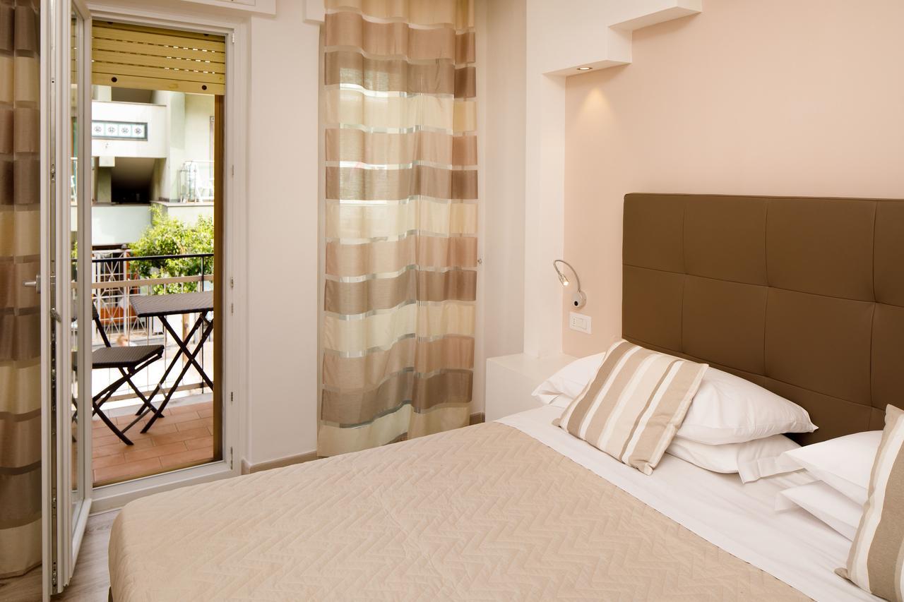 Sorrento Comfort Rooms Con Piscina Εξωτερικό φωτογραφία